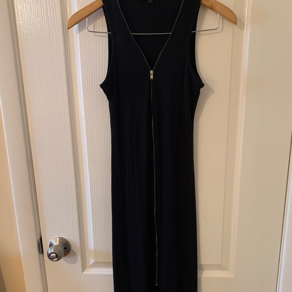 G By Guess Form Fitting Midi Black Dress - Picture 2 of 7